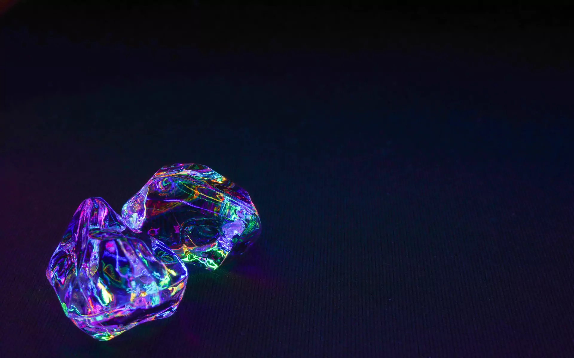 We seldom consider how the diamonds we wear came to us. Natural diamonds, as opposed to synthetic diamonds or fake diamonds, are mined from the earth. There are currently 2 methods of mining diamonds: Pipe Mining and Alluvial Mining. Diamonds